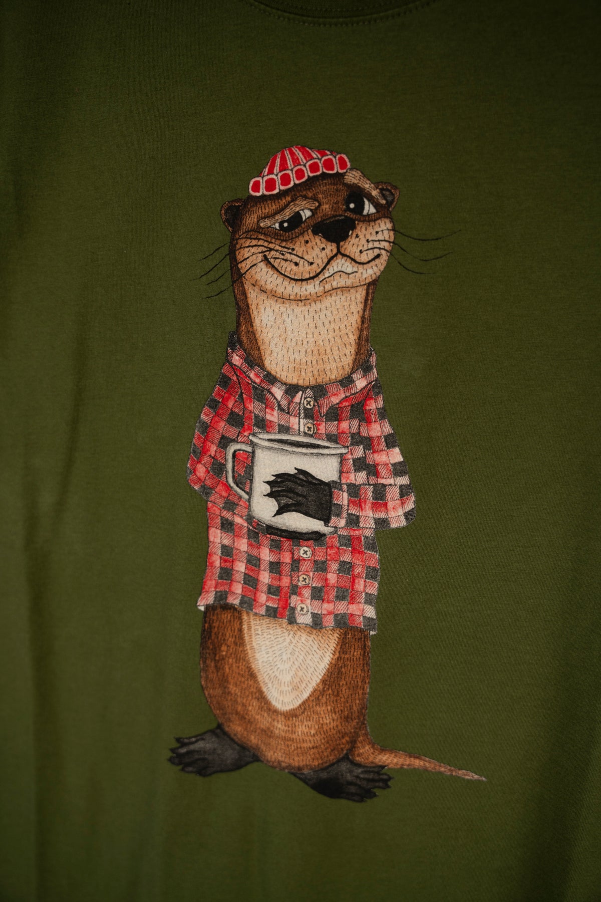 An Otter Coffee T-shirt - Rifle Green