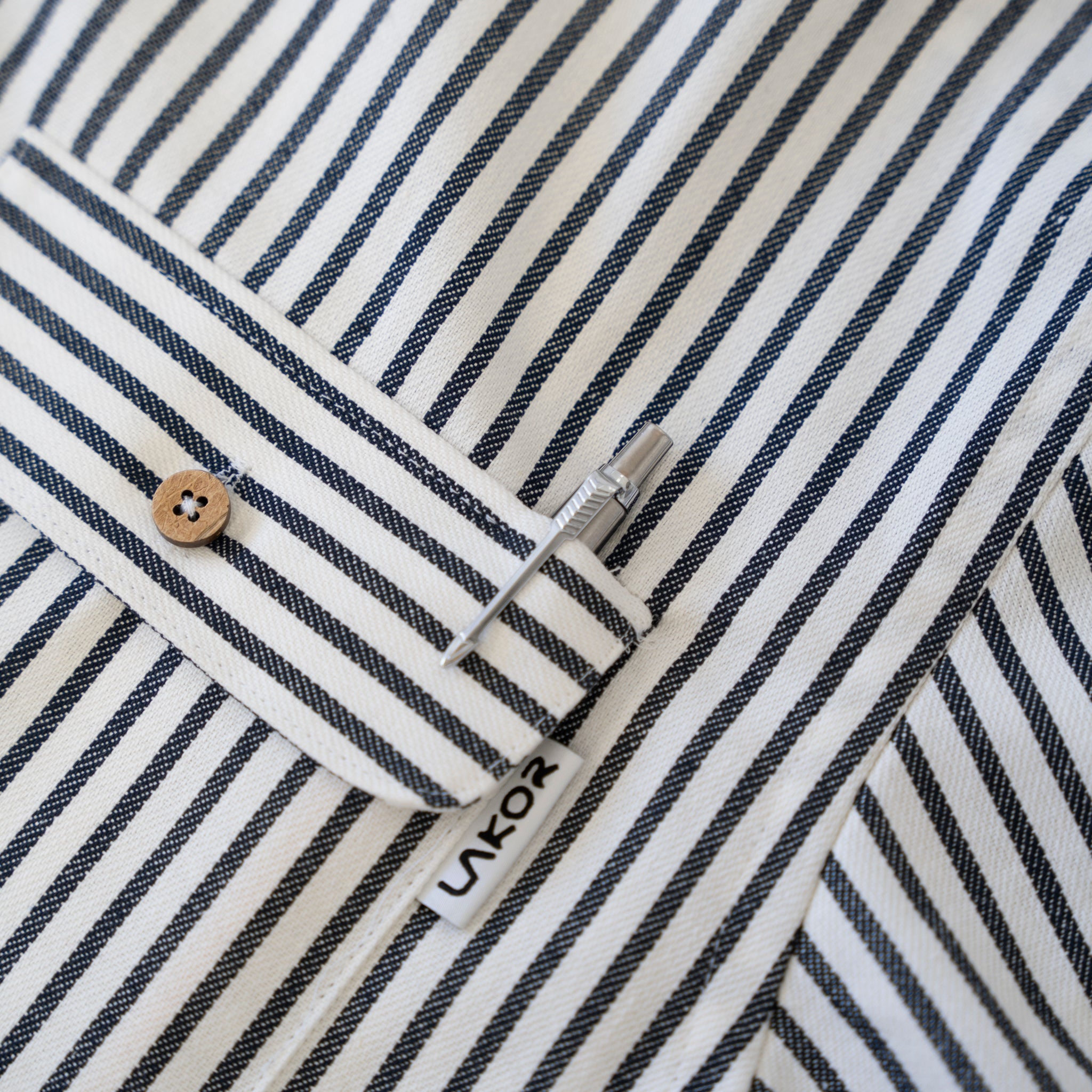 Biscay (White)