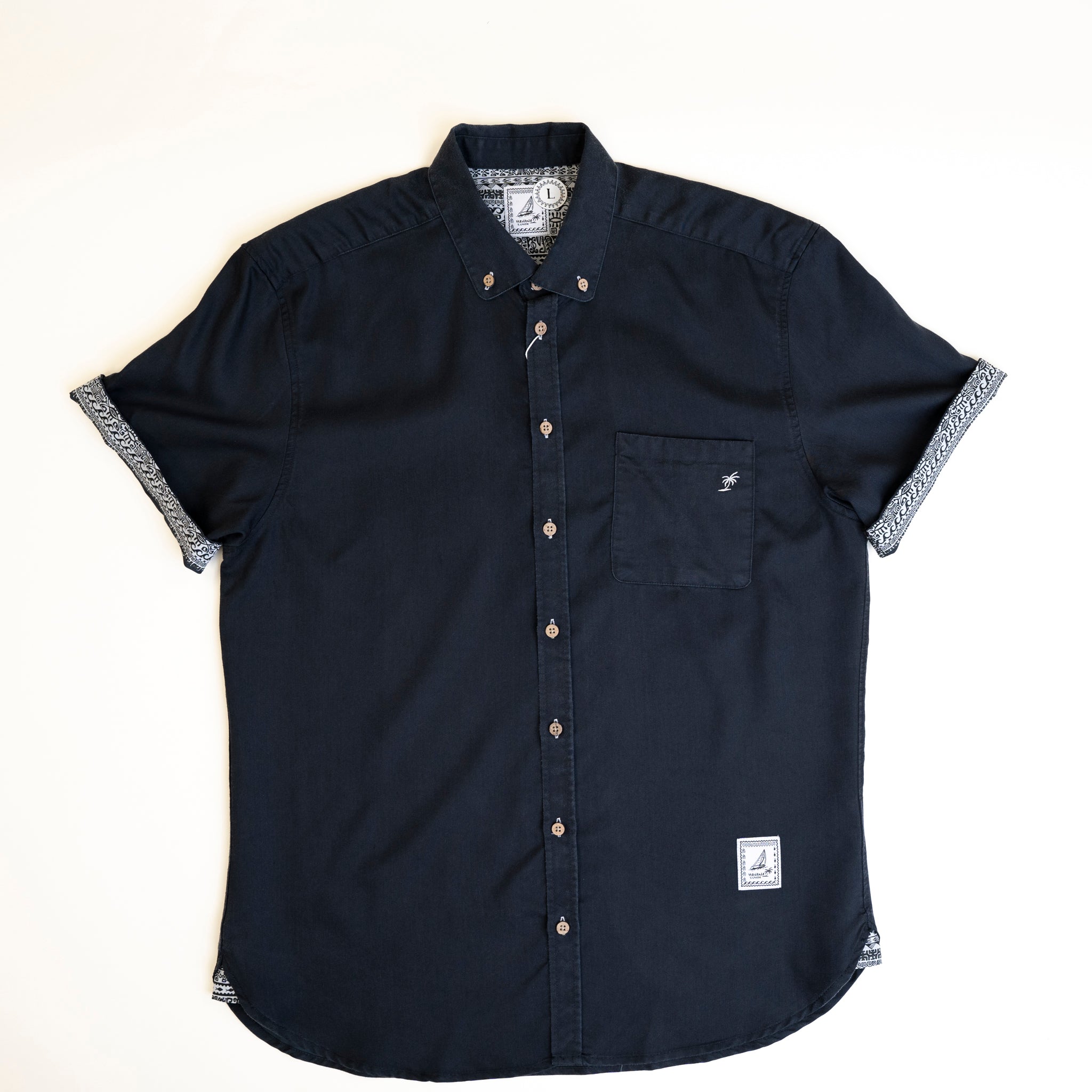 Emil Shirt (Black)