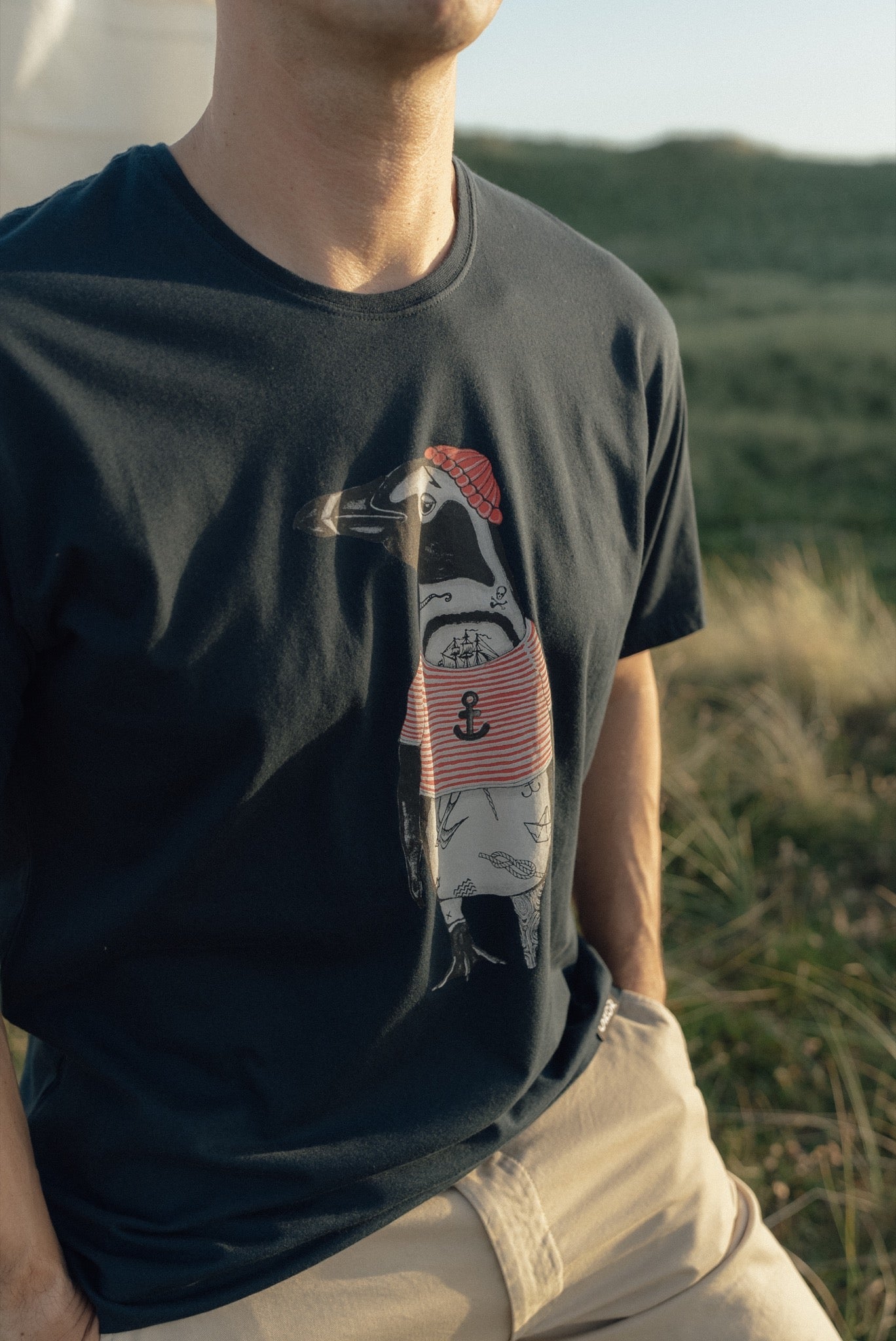 LAKOR African Penguin T-shirt T-Shirt Blueberry