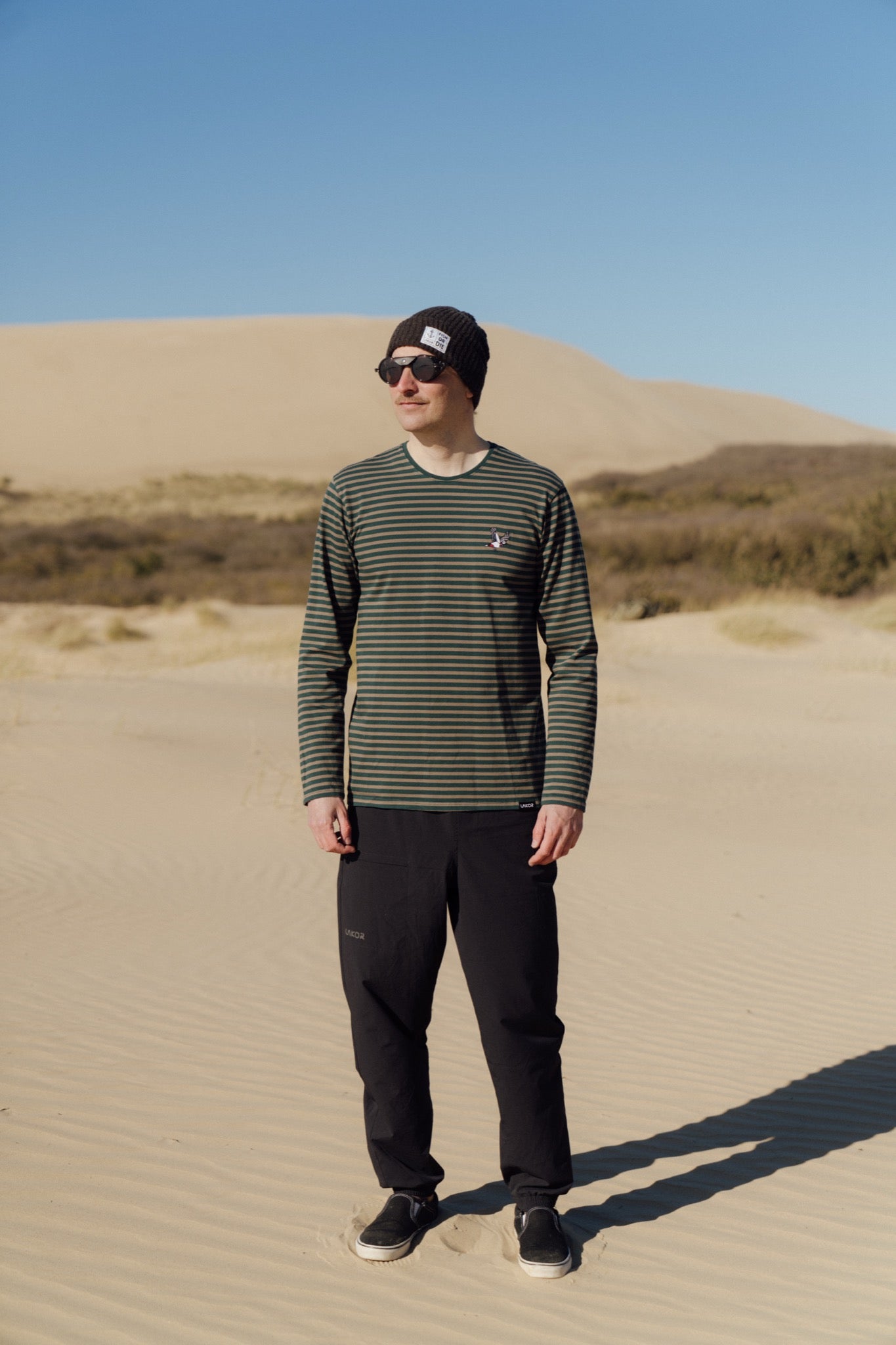 LAKOR Ahoy! Mini Flying Woodpecker LS T-shirt T-Shirt Morel