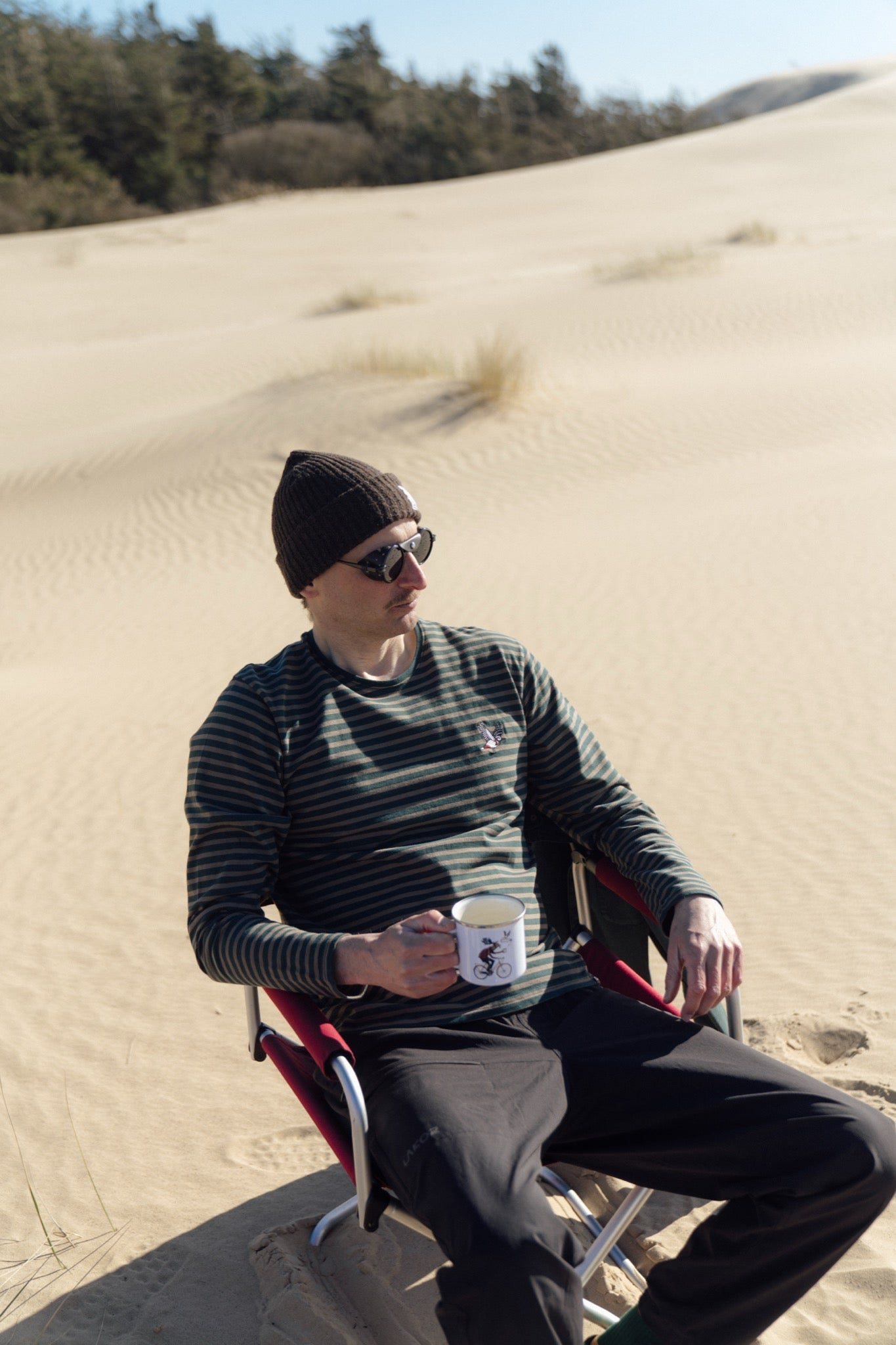 LAKOR Ahoy! Mini Flying Woodpecker LS T-shirt T-Shirt Morel