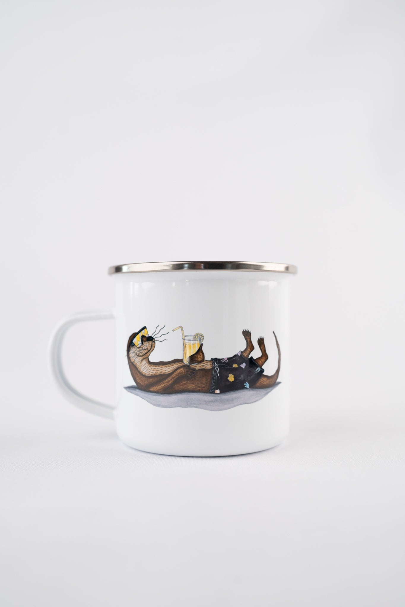 LAKOR An Otter Vacation Enamel Mug Mug White