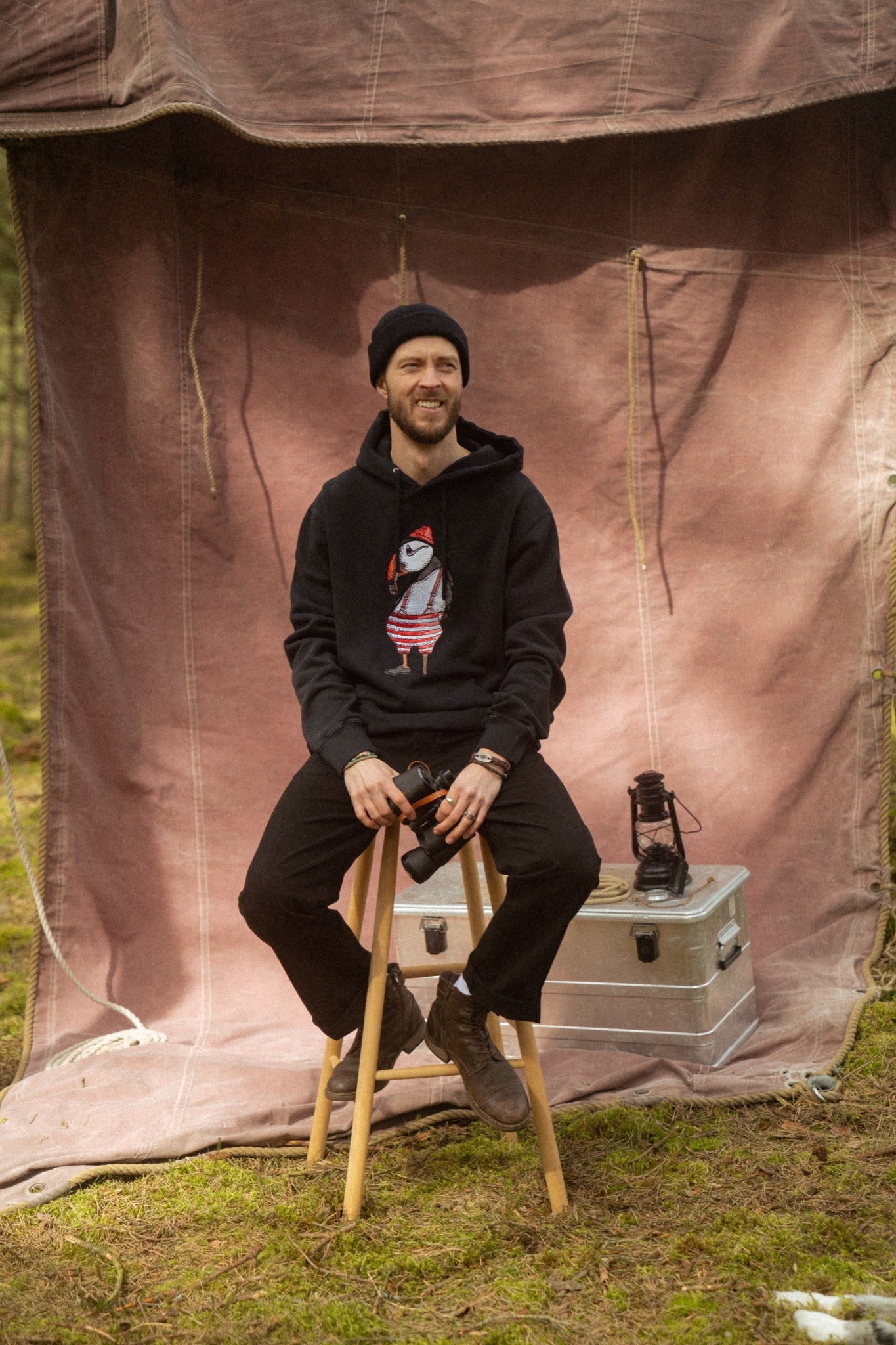 LAKOR Atlantic Puffin Hoodie Sweatshirt Moonless Night