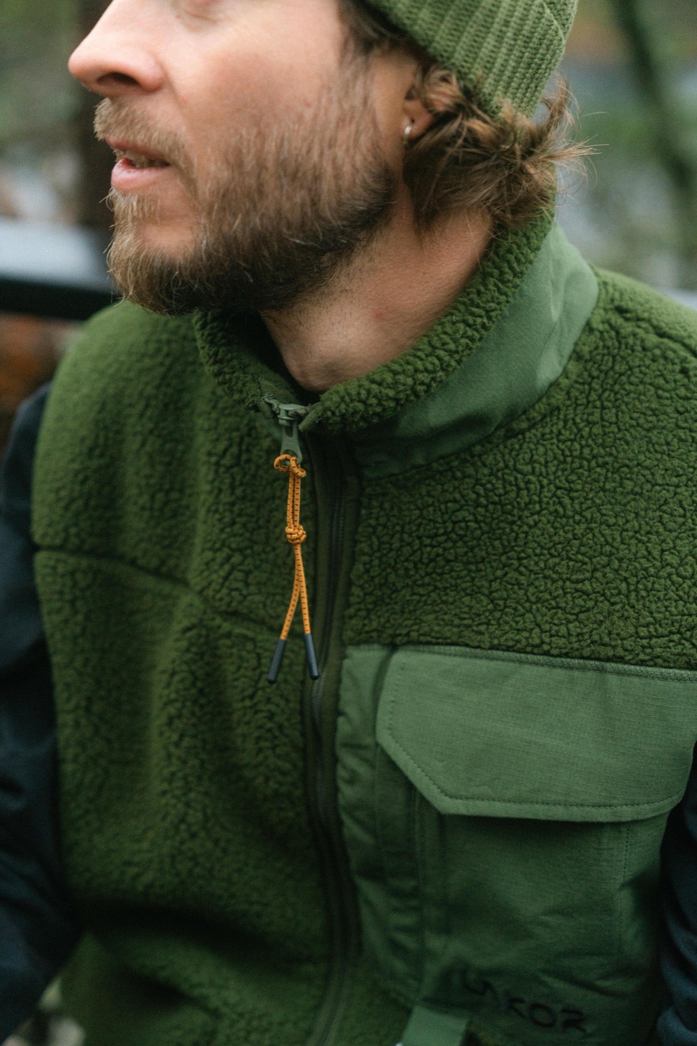 LAKOR Bear Sherpa Vest Jacket Riffle Green