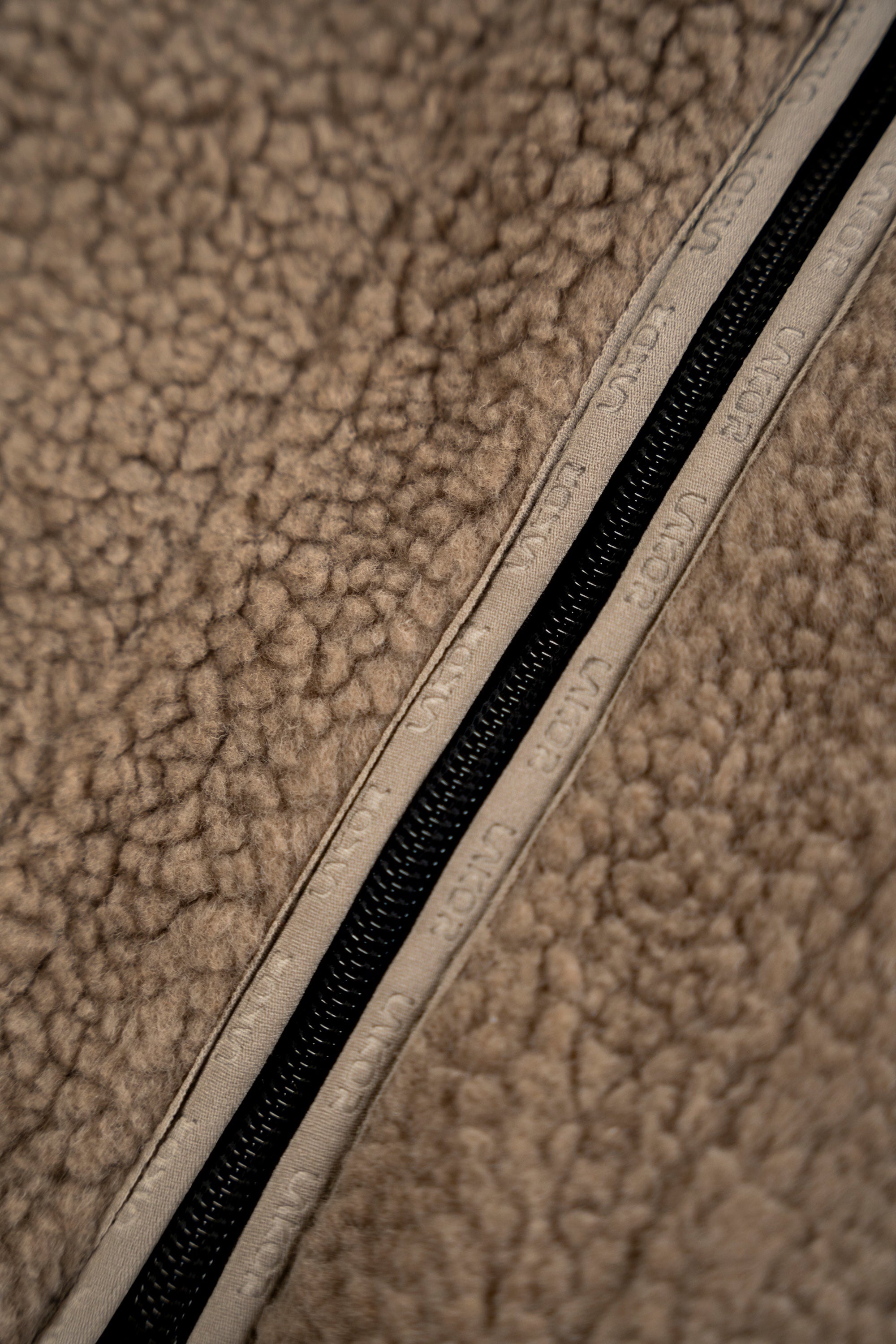 LAKOR Campfire Pile Jacket Jacket Fallen Rock