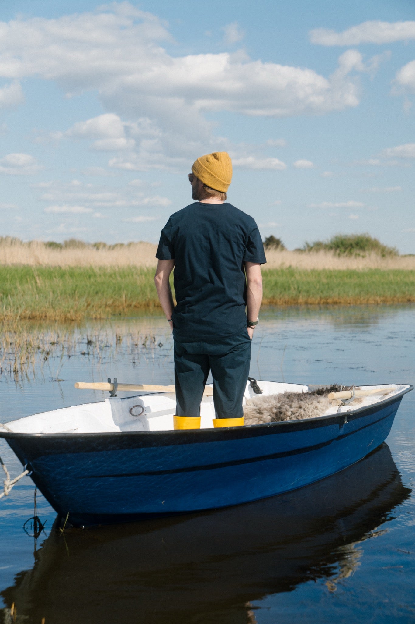 LAKOR Dad Bod T-shirt T-Shirt Blueberry