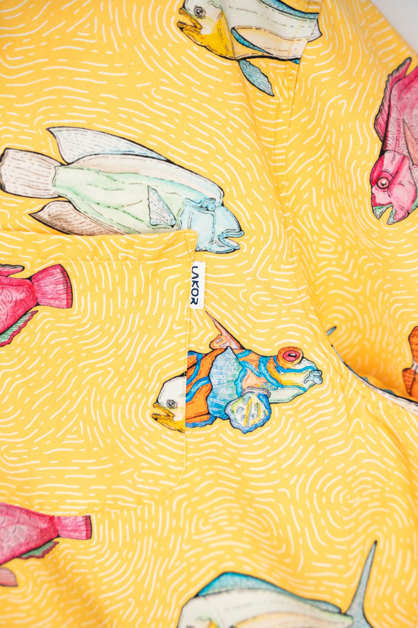 LAKOR Exotic Fish Short Sleeve Shirt Short Sleeve Shirt Cream Gold