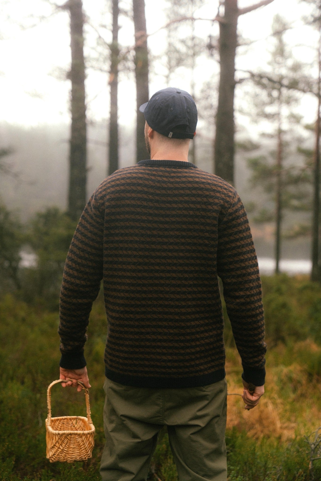 LAKOR Faroese Fisher Knit Knit Navy/Brown