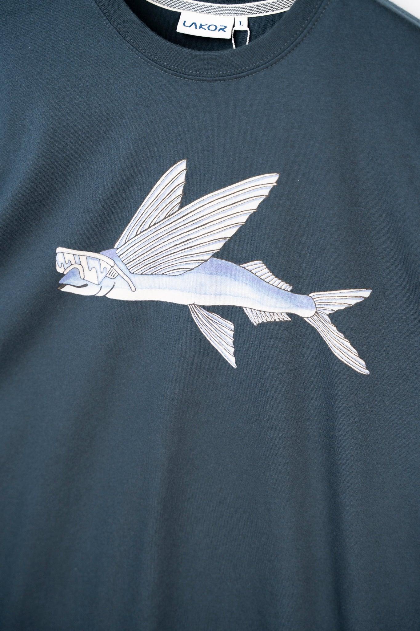 LAKOR Fly Fish T-shirt T-Shirt Blueberry
