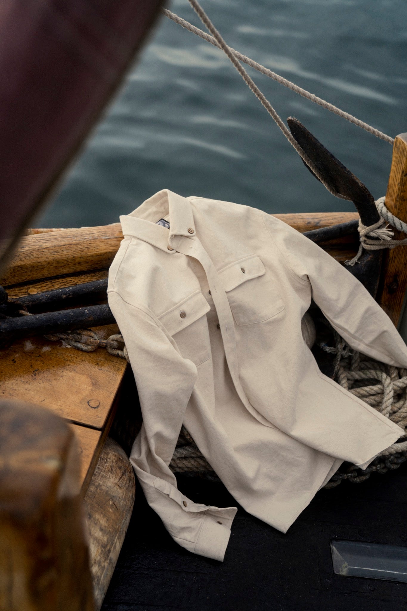 LAKOR Knokkel Shirt Overshirt Creme