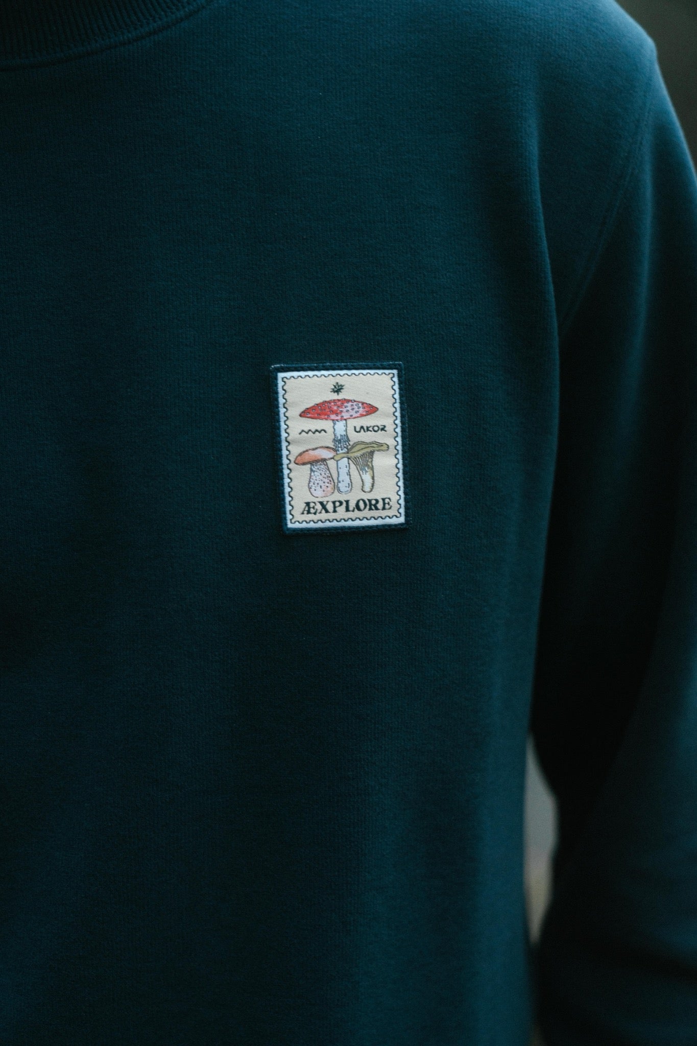 LAKOR Mushroom Trio Crewneck Sweatshirt Insignia Blue