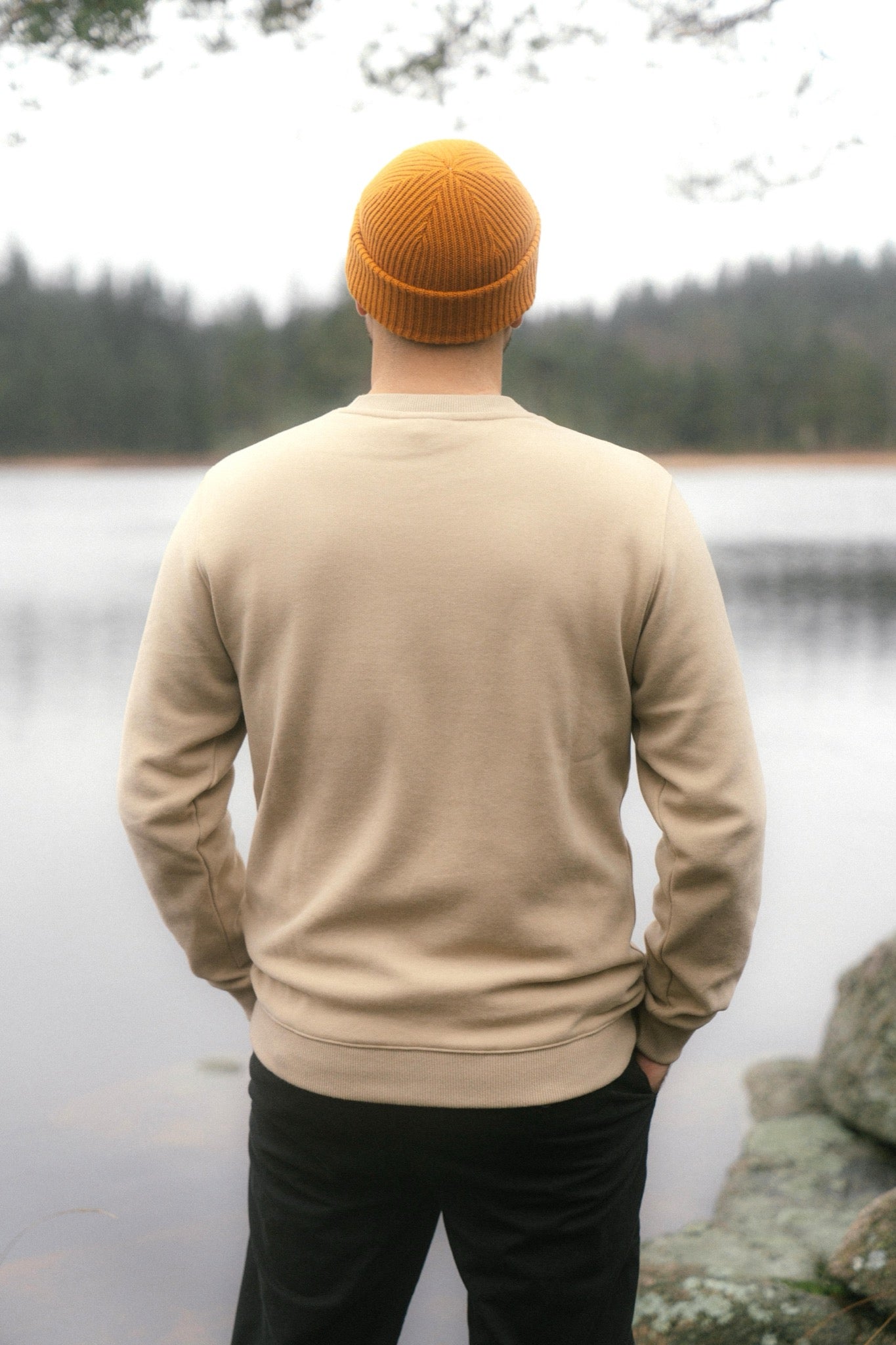 LAKOR Mushroom Trio Crewneck Sweatshirt White Pepper