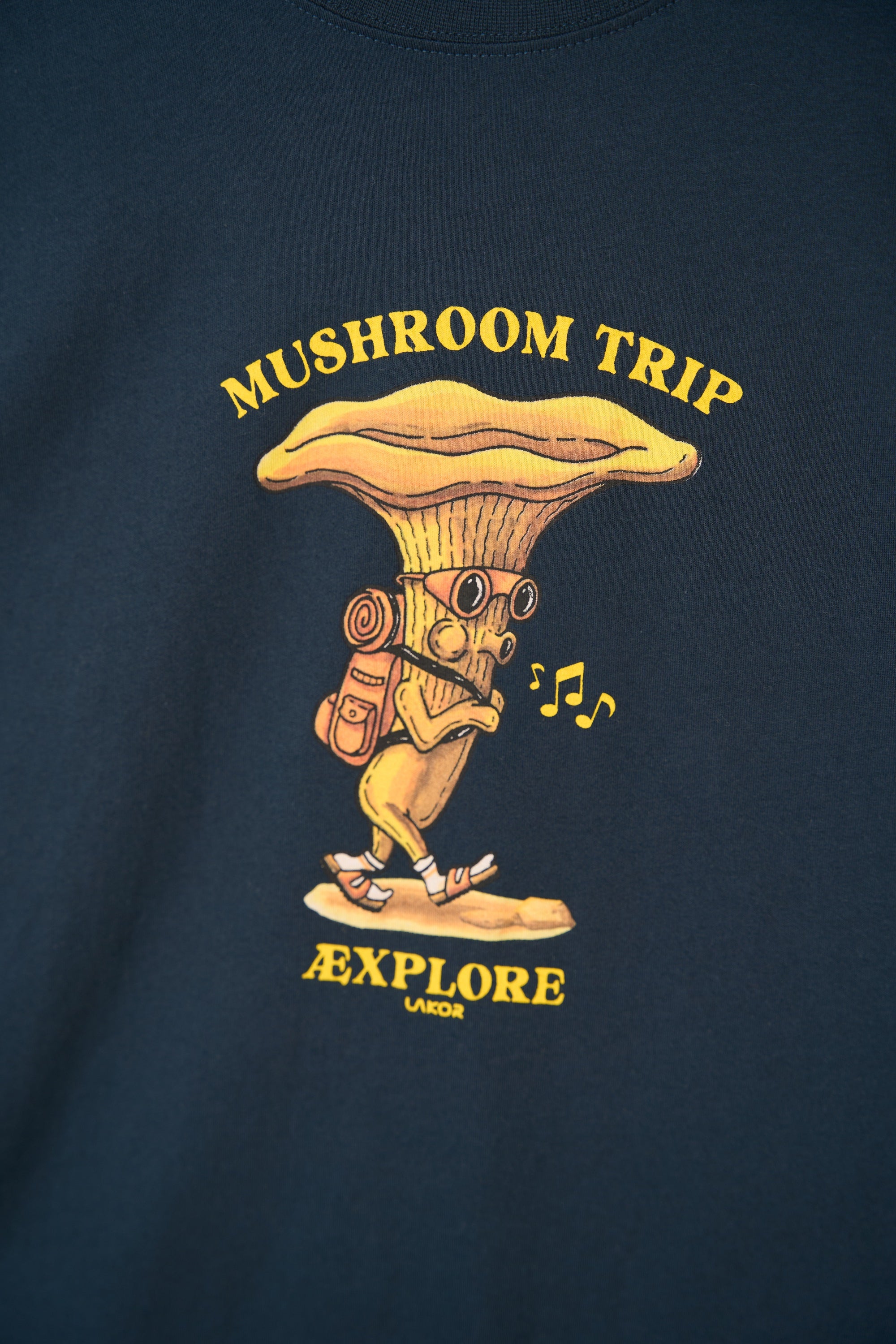 LAKOR Mushroom Trip T-shirt T-Shirt Blueberry