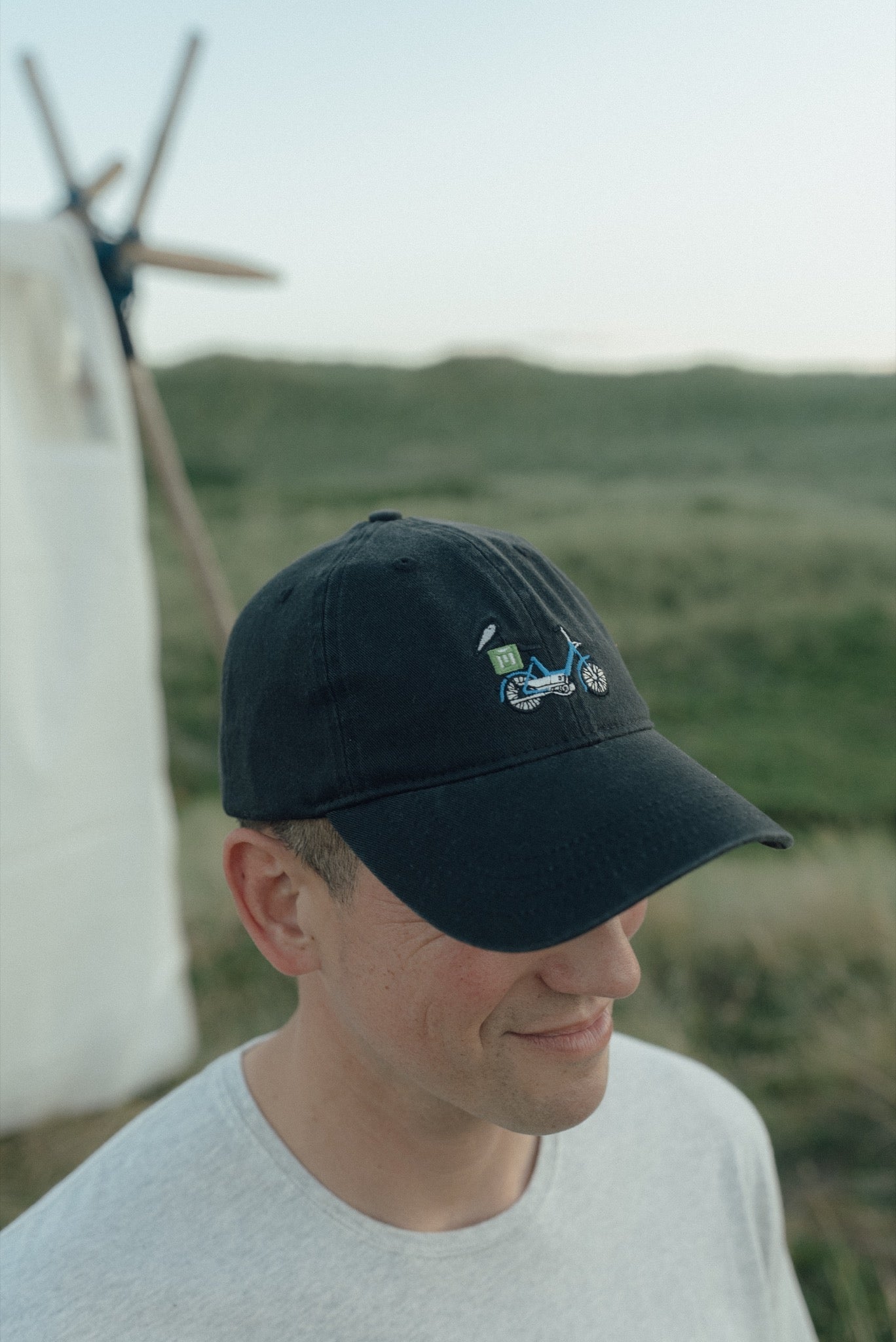 Ocean Maxi Cap - Black