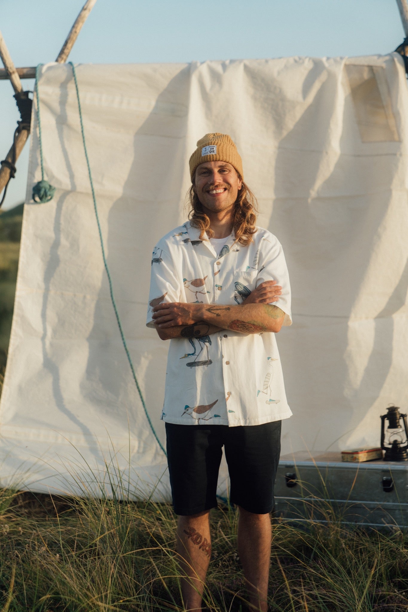 Skating Birds Short Sleeve Shirt (Starwhite)
