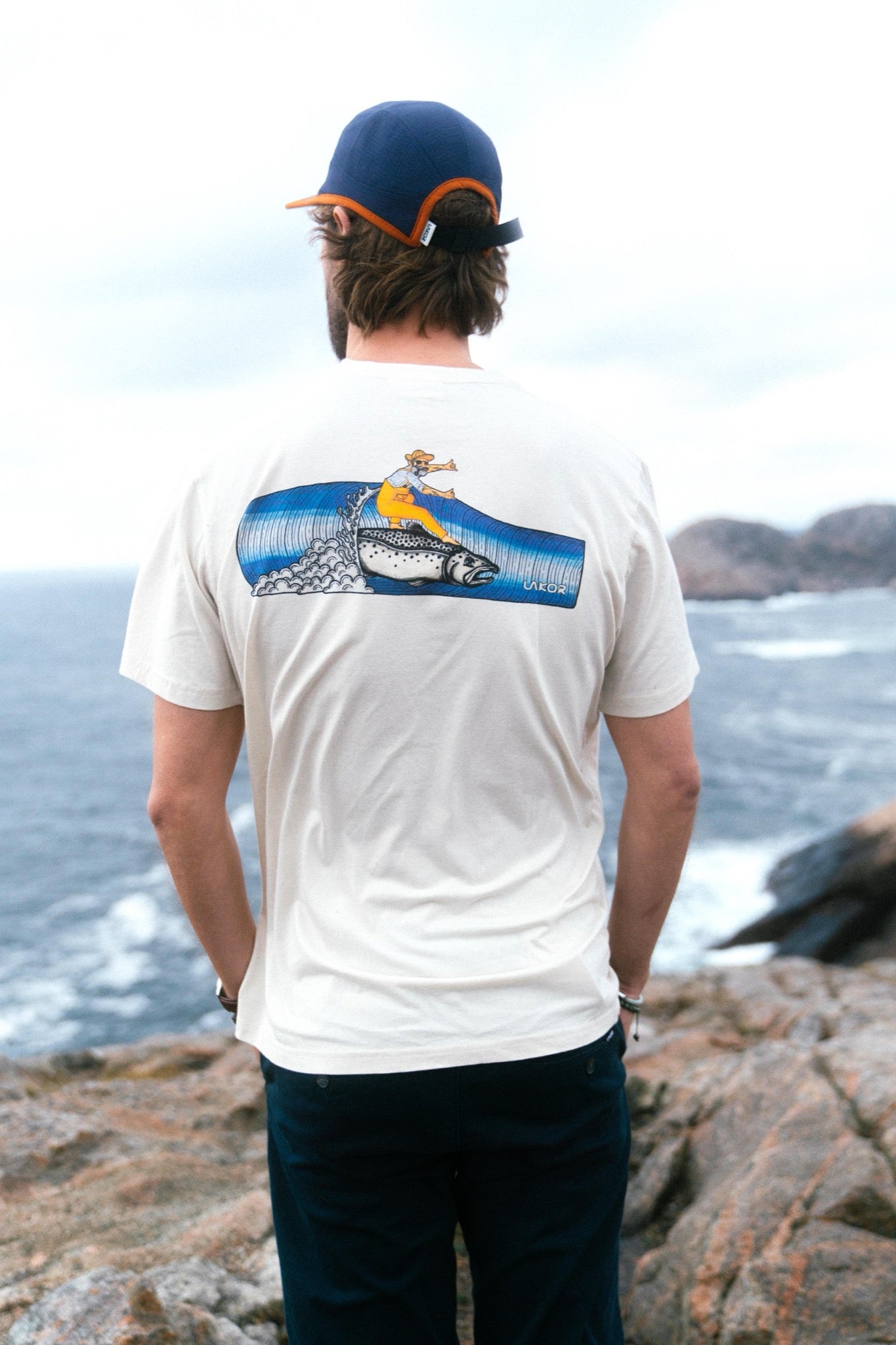 LAKOR Salmon Surfer T-shirt T-Shirt Rainy Day