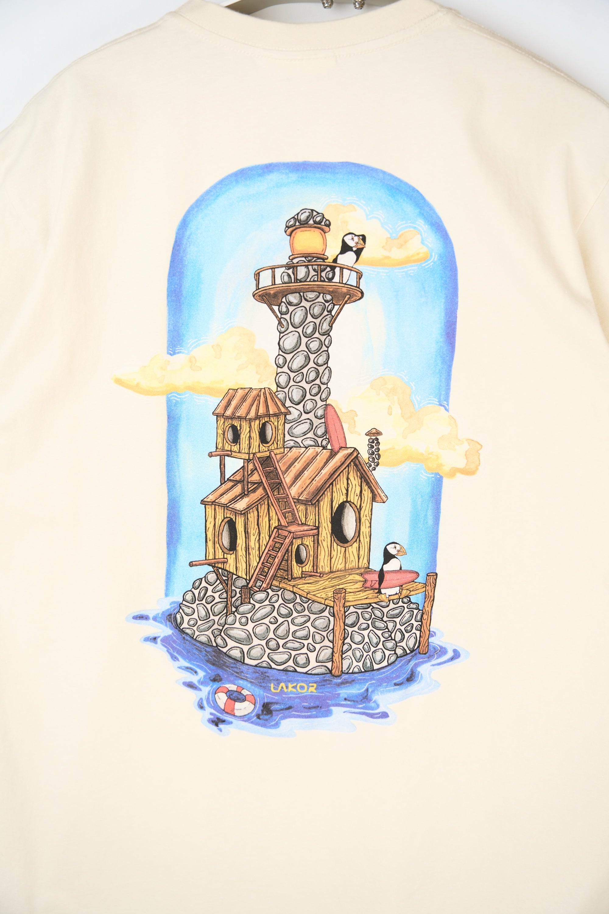 LAKOR Sea Parrot Summerhouse T-shirt T-Shirt Rainy Day