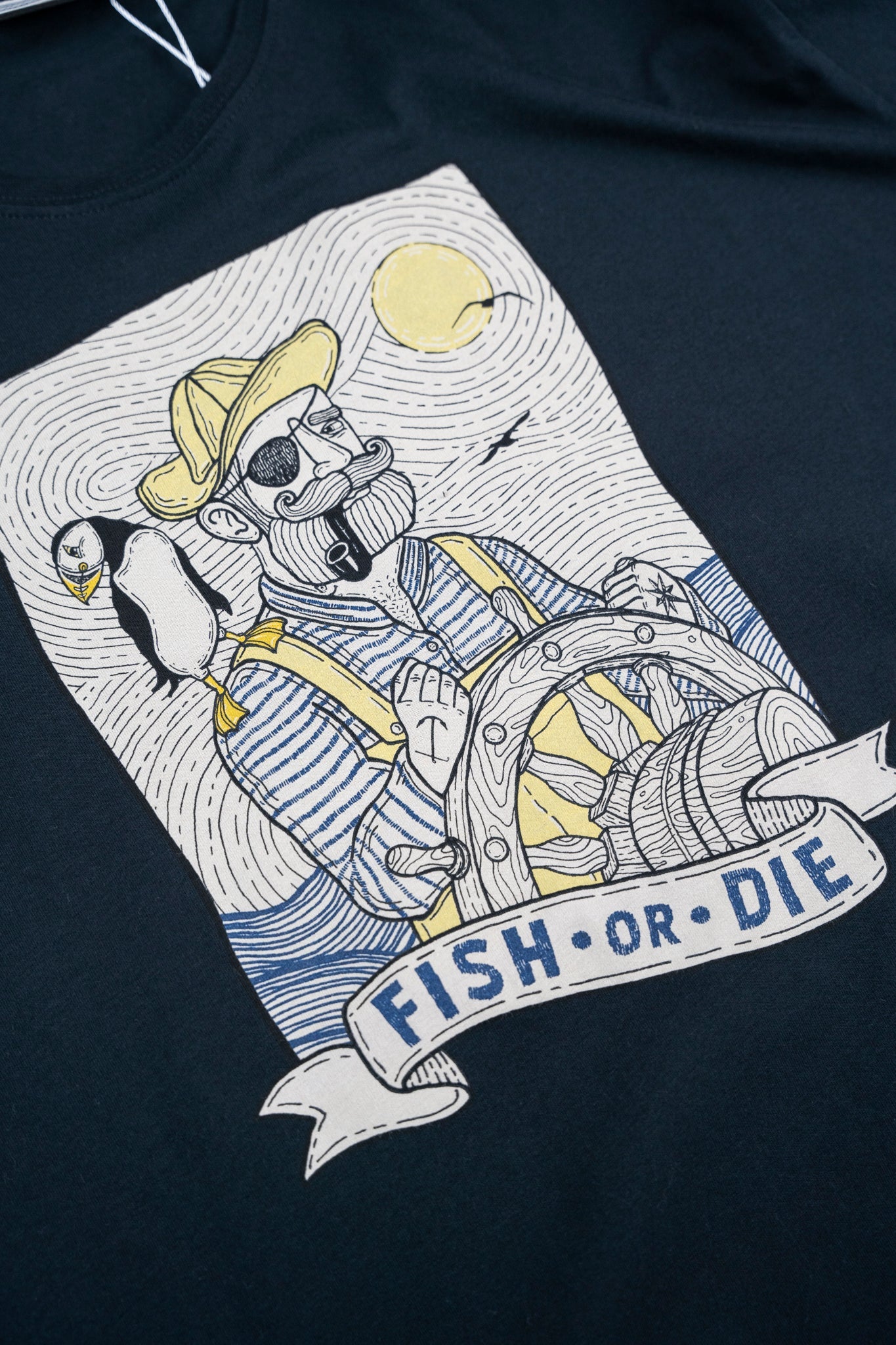 Sea Parrot & Shipster T-shirt - Moonless Night