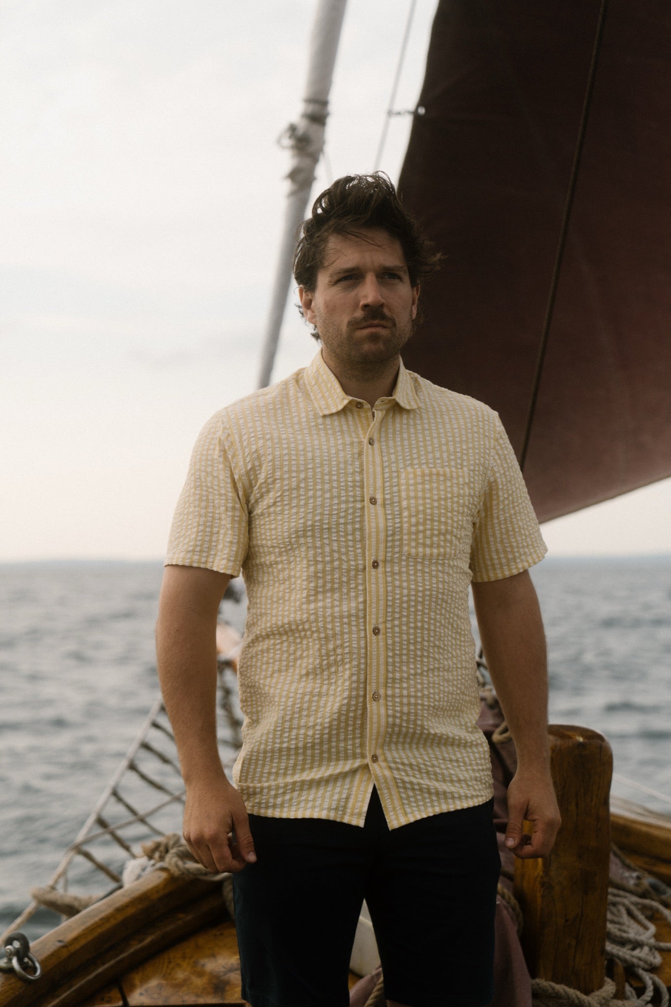 LAKOR Seer Sucker Short Sleeve Shirt Short Sleeve Shirt Cream Gold