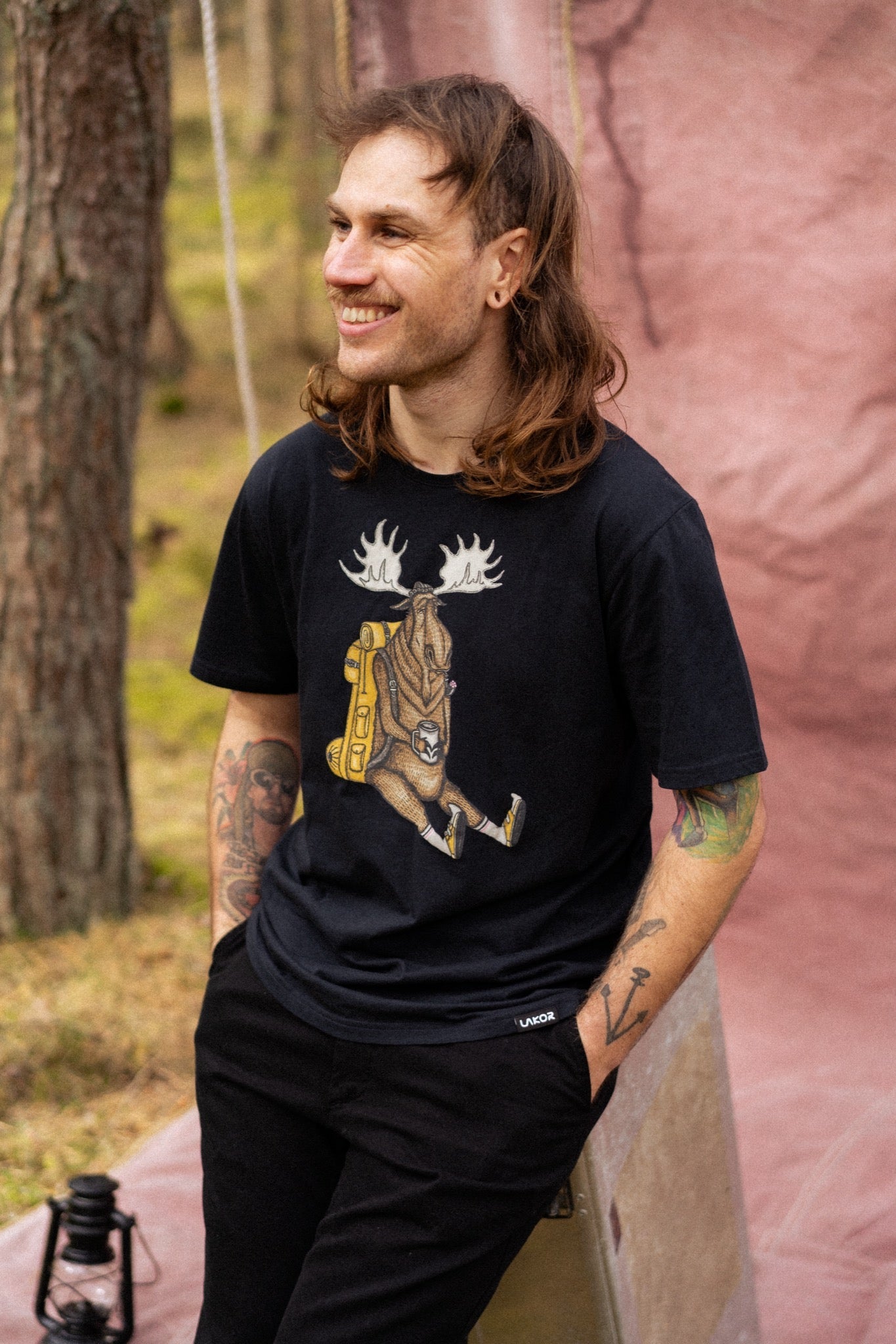 LAKOR Snooze Moose T-shirt T-Shirt Moonless Night