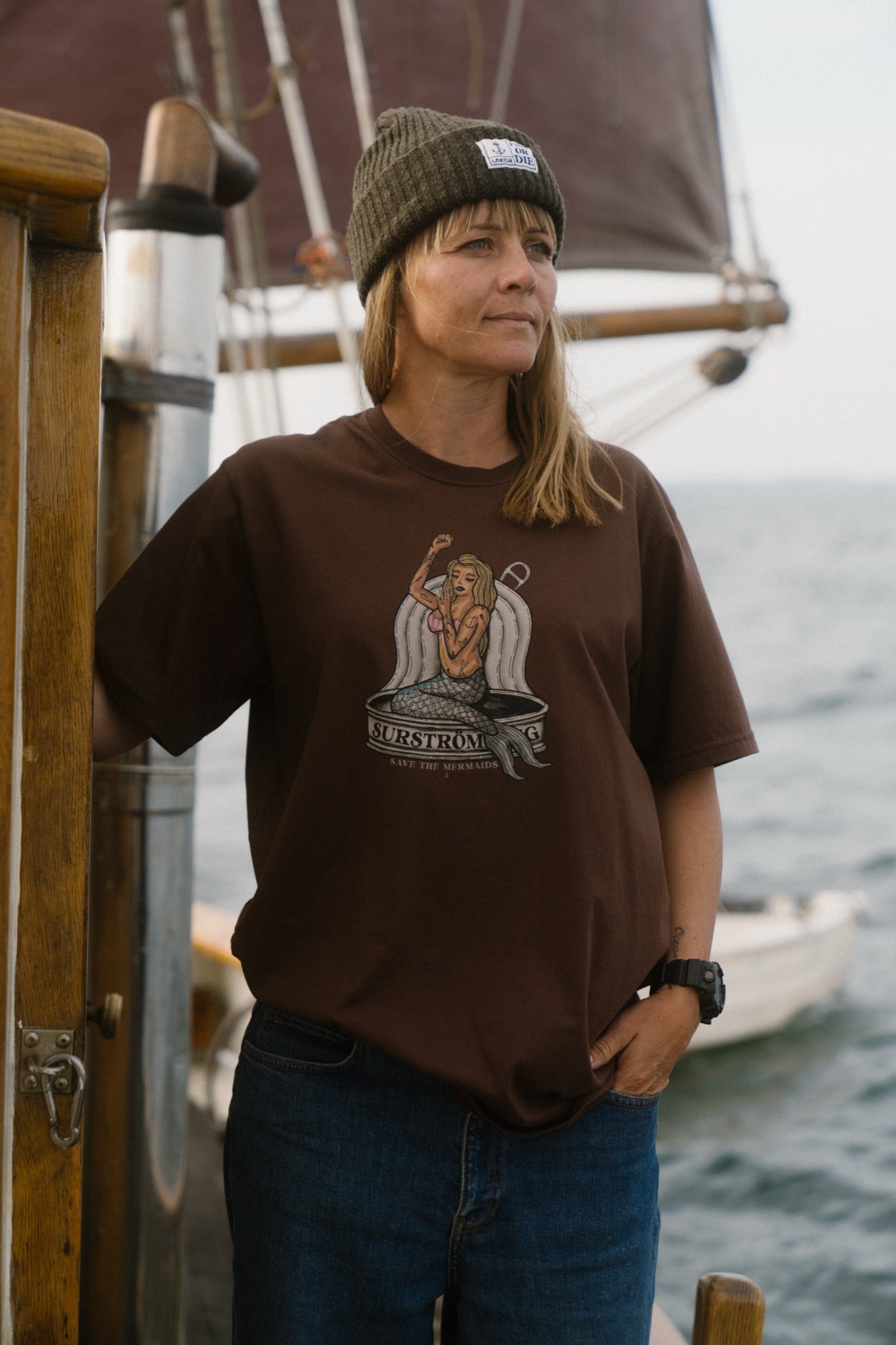 LAKOR Tinned Mermaid T-shirt T-Shirt Chicory Coffee