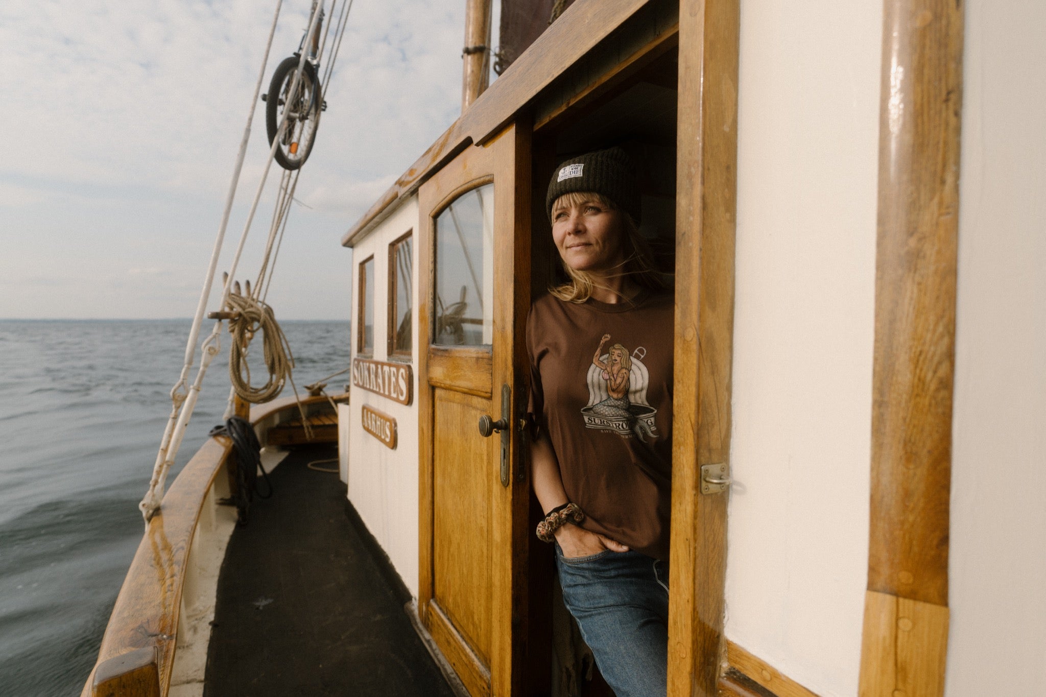 LAKOR Tinned Mermaid T-shirt T-Shirt Chicory Coffee