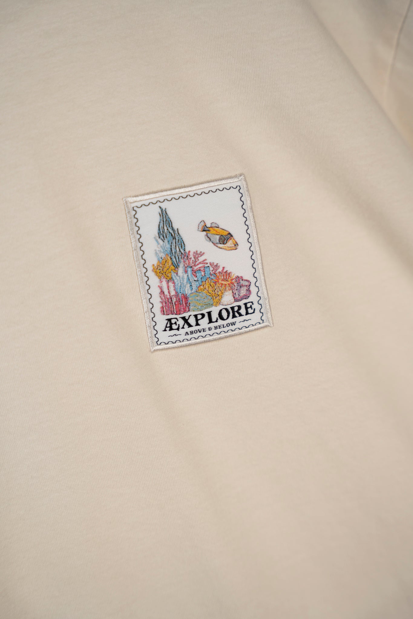 Wall of Wonder Patch T-shirt - Rainy Day